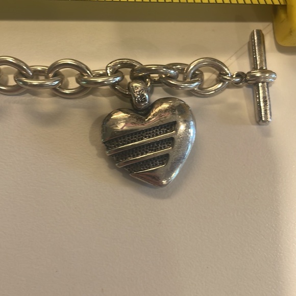 Authentic LAGOS Sterling Link Toggle Bracelet With Heart Charm - Picture 6 of 9